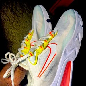 Nike Air Max 270 React Shoes 'Pale Ivory'